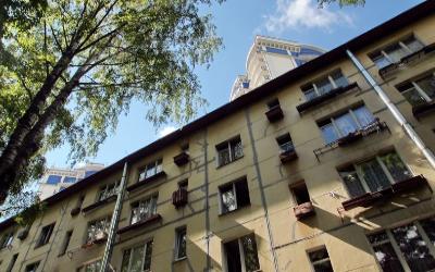 Хрущевки на проспекте Стачек и улице Лени Голикова ждет капремонт